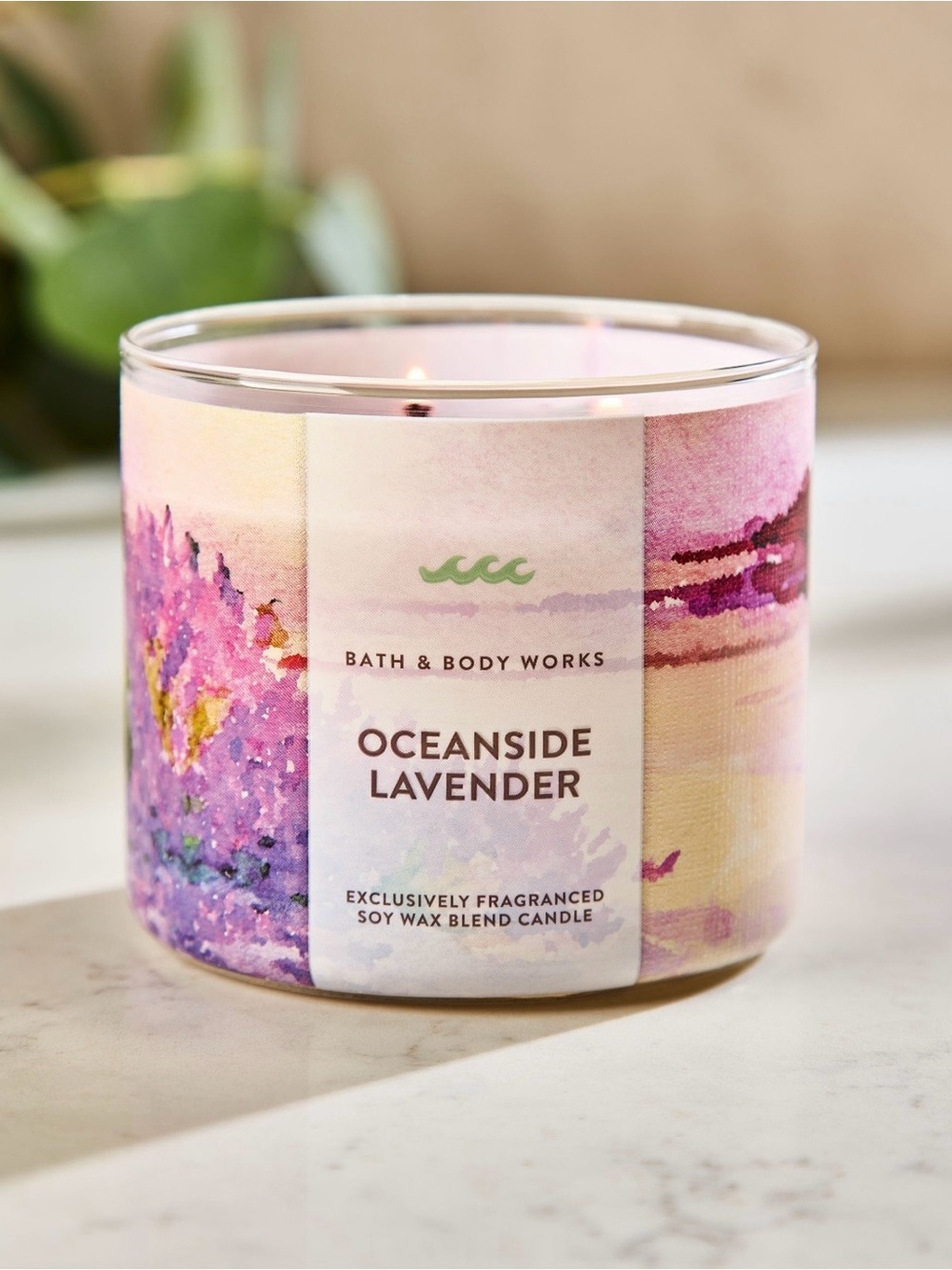 🆕Bath & Body Works Oceanside Lavender 3-Wick Soy Candle - Lavender/Pink